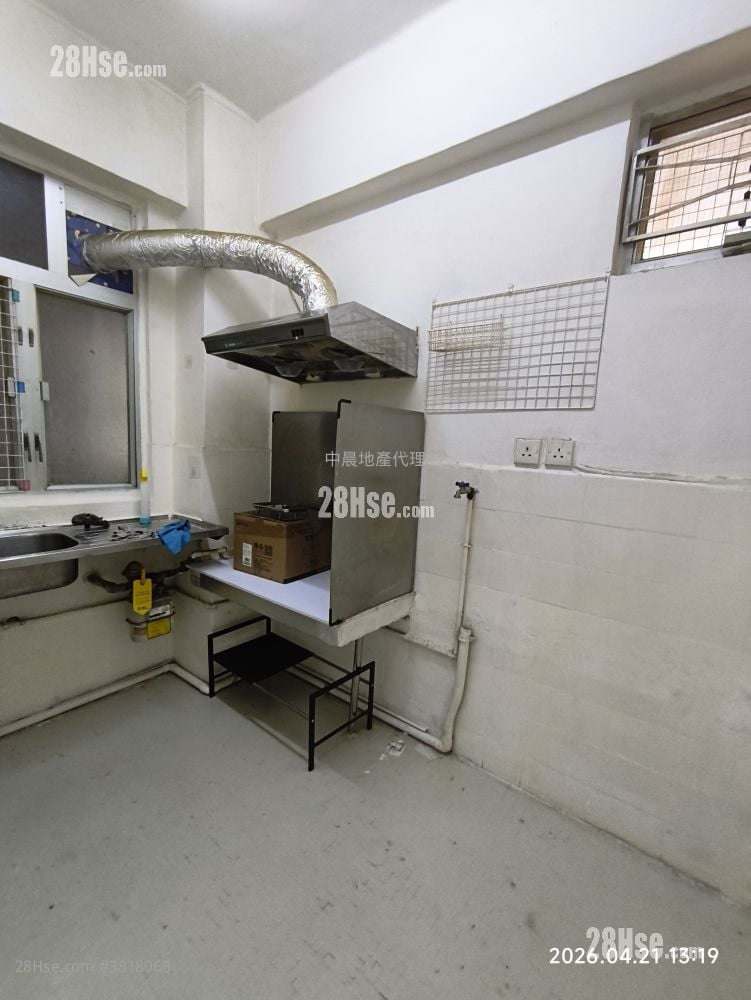 Fat Cheong Building Rental 2 Bedrooms , 1 Bathroom 468 ft²