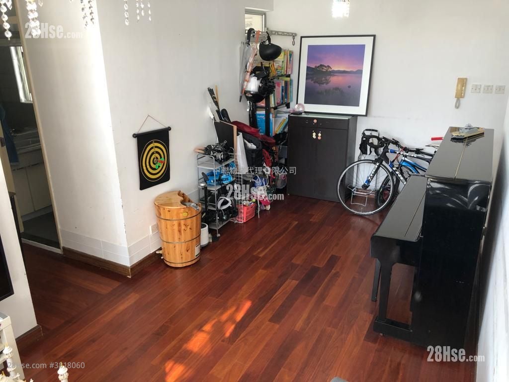 愉翠苑 售盘 650 平方尺