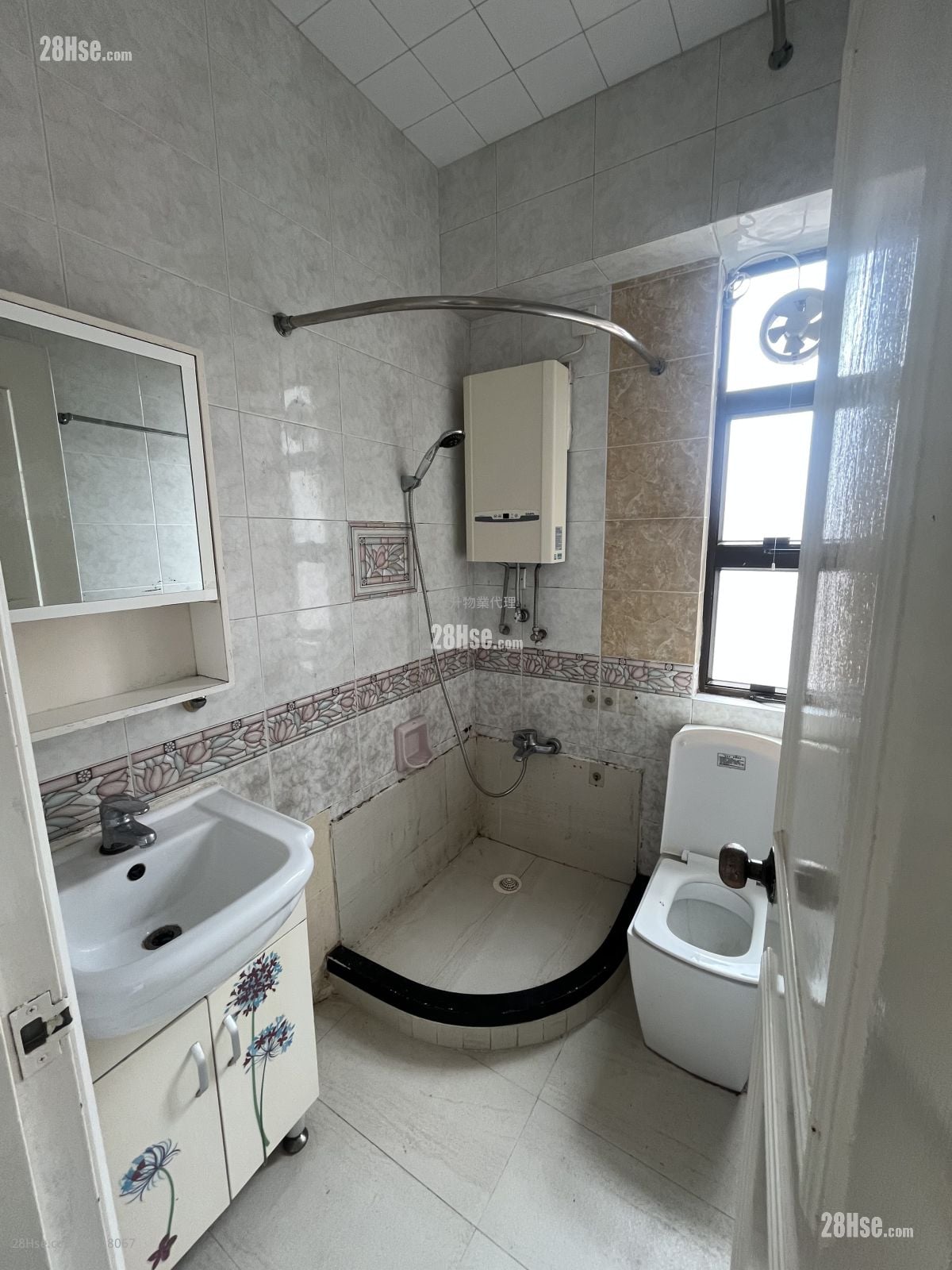 Fair Way Garden Rental 2 Bedrooms , 1 Bathroom 352 ft²