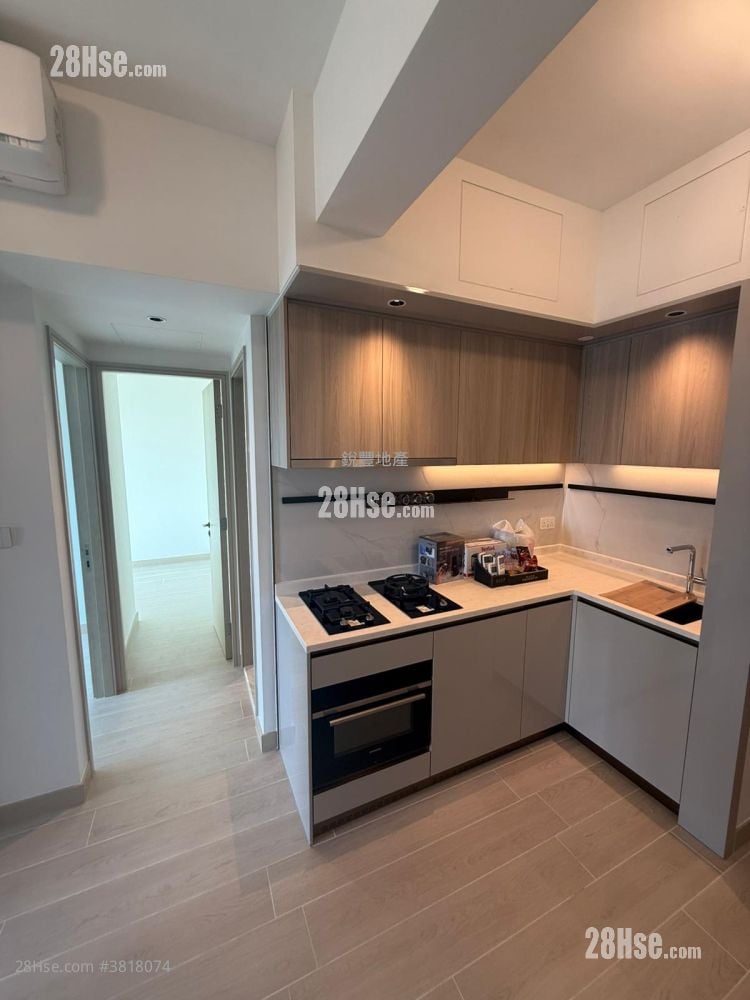 Gold Coast Bay Rental 466 ft²