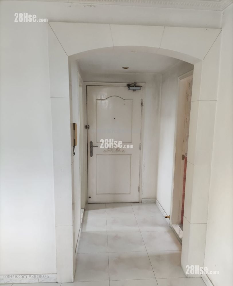 Mei Chung Court Sell 645 ft²