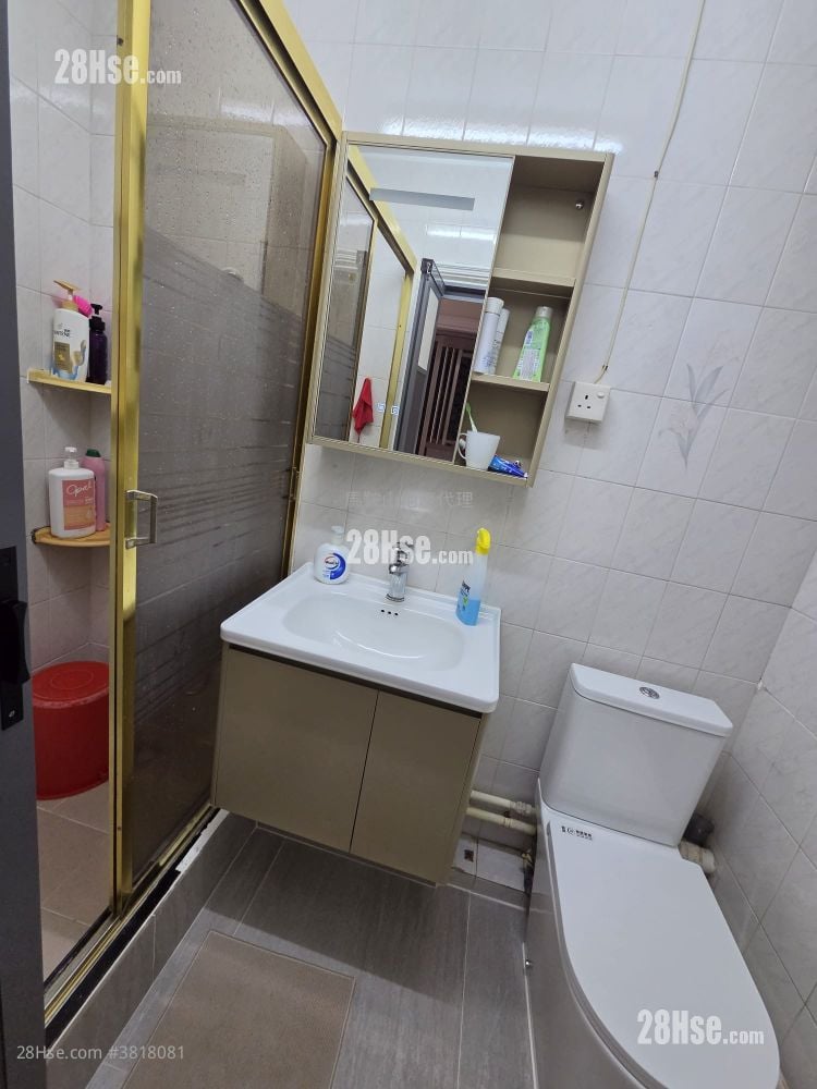 Kam Ying Court Sell 2 Bedrooms , 1 Bathroom