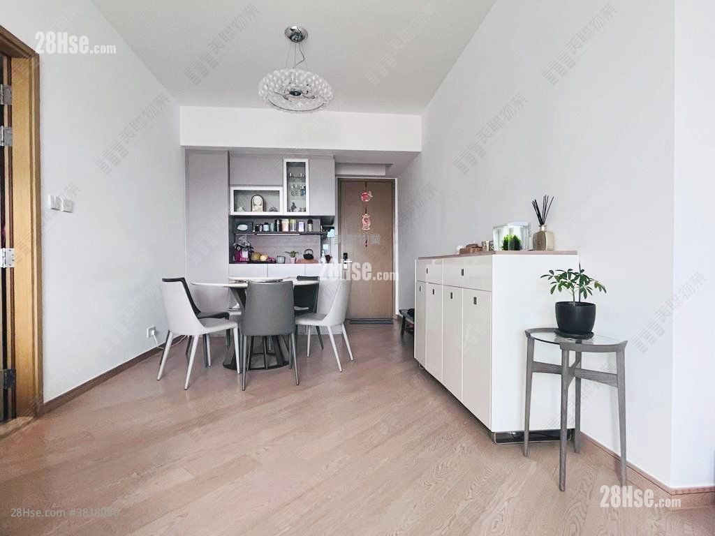 Vibe Centro Sell 2 Bedrooms , 3 Bathrooms 882 ft²