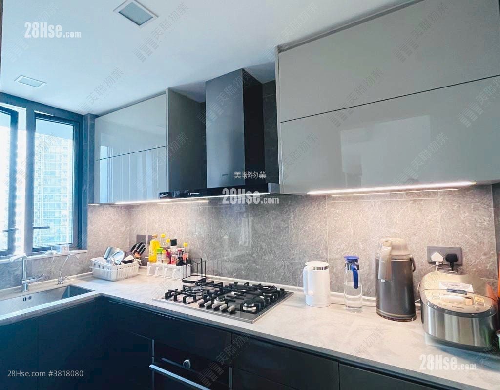 Vibe Centro Sell 2 Bedrooms , 3 Bathrooms 882 ft²