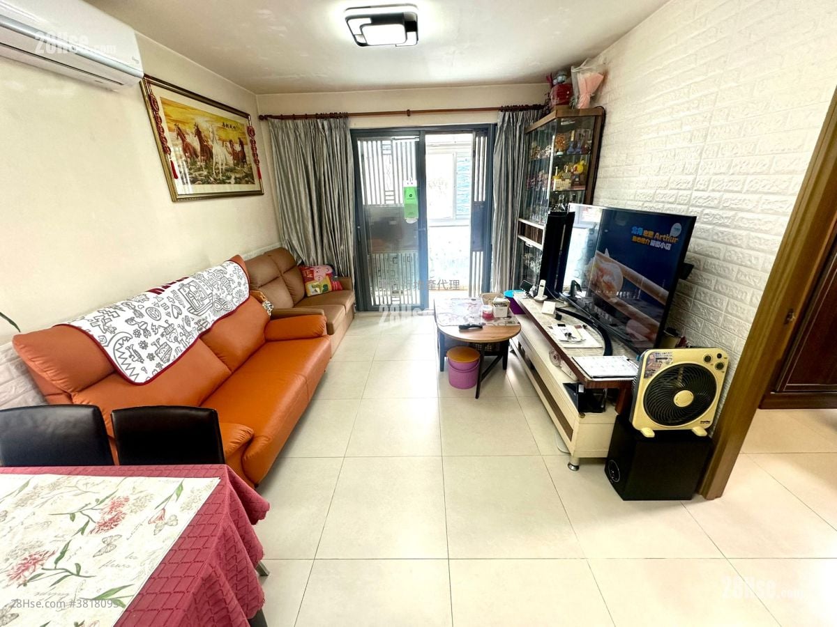 村屋 售盘 3 房 , 1 浴室 780 平方尺