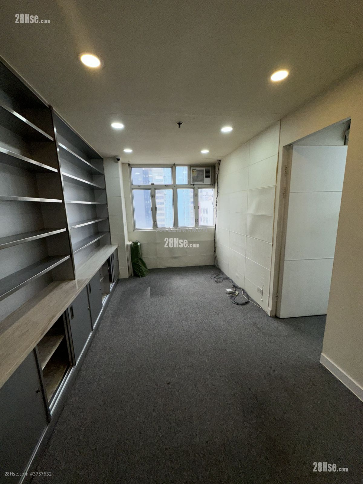 安業商業大廈 租盤 2 房 , 1 廁所