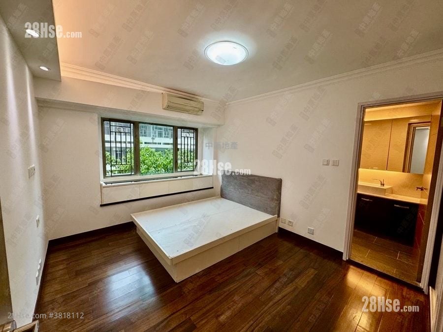 King's Park Villa Rental 1,136 ft²