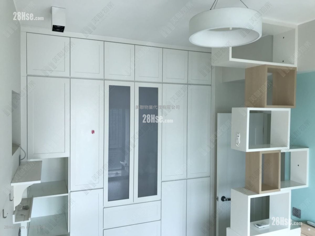 名逸居 售盘 2 房 551 平方尺