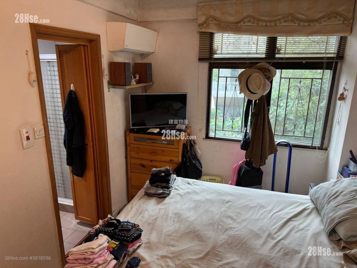 Hong Ping Villa Sell 4 Bedrooms , 3 Bathrooms