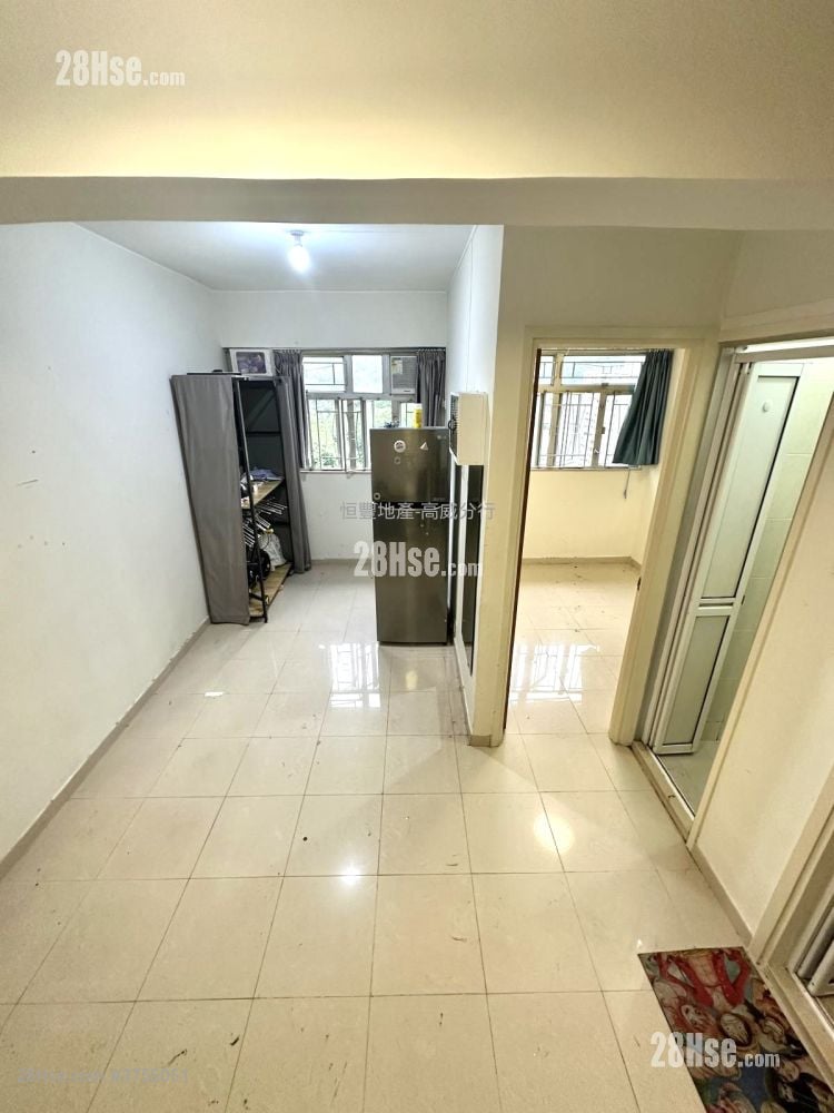 仁樂大廈 租盤 1 房 , 1 浴室 290 平方呎