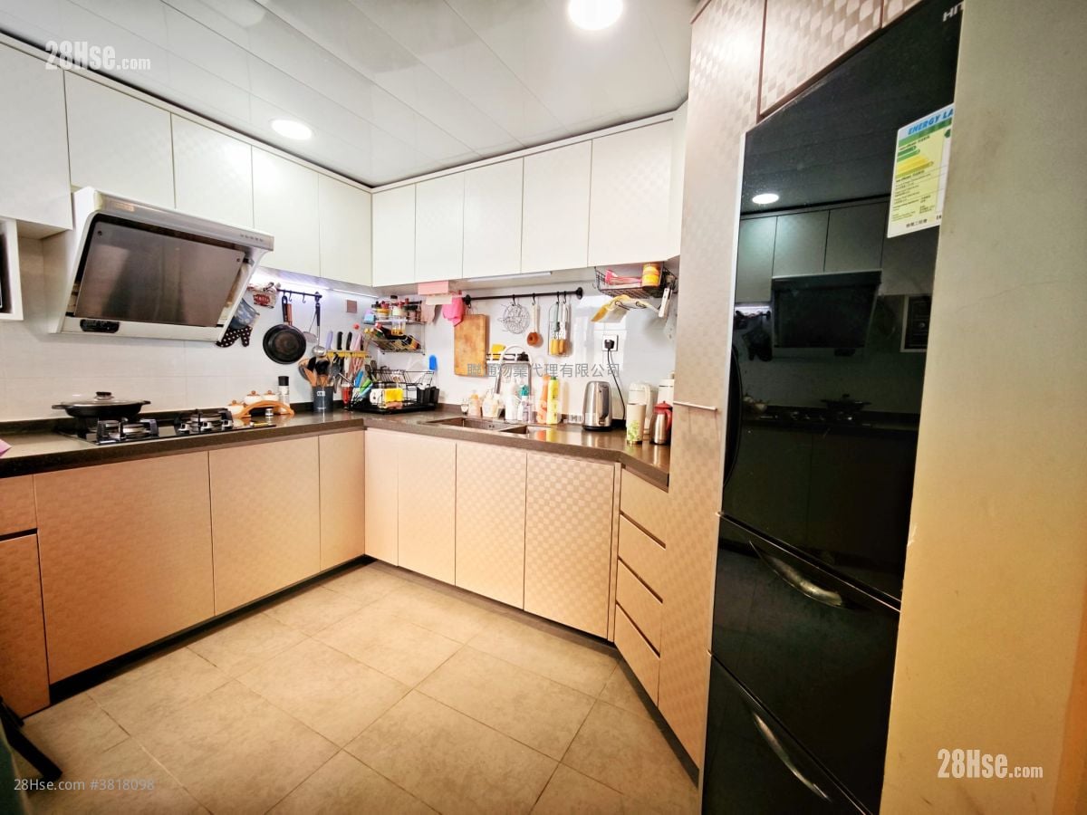 欣榮花園 售盤 3 房 , 2 浴室 782 平方呎