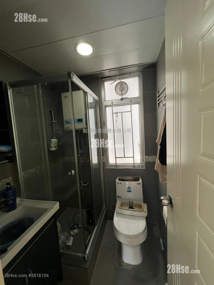 鸿威大厦 租盘 2 房 , 1 浴室 321 平方尺