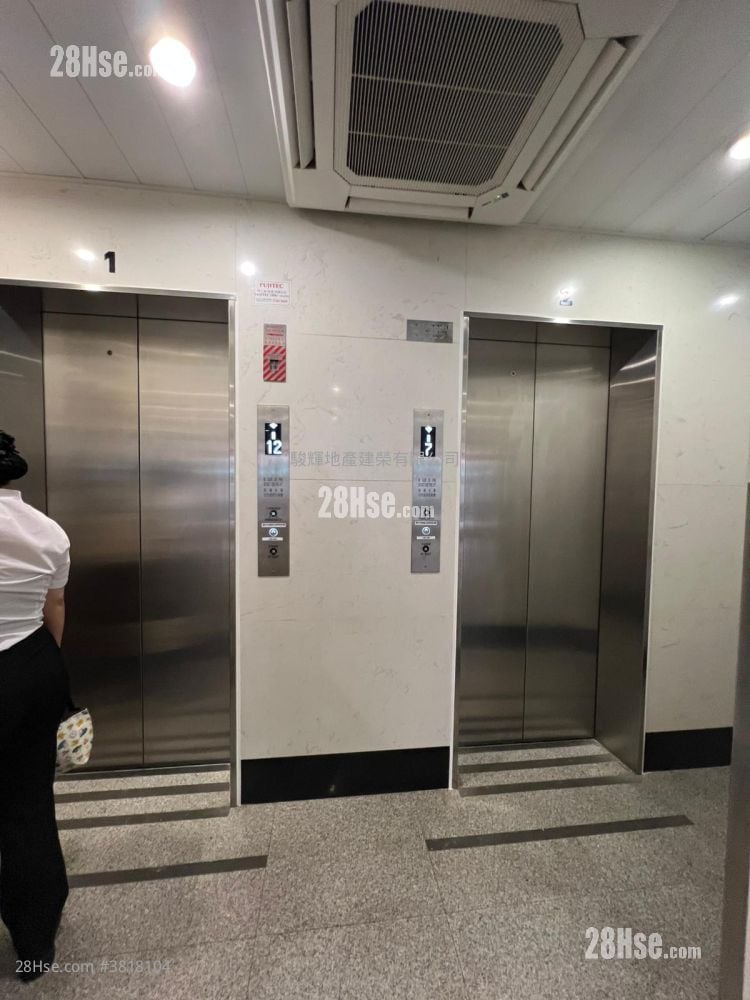 鸿威大厦 租盘 2 房 , 1 浴室 321 平方尺