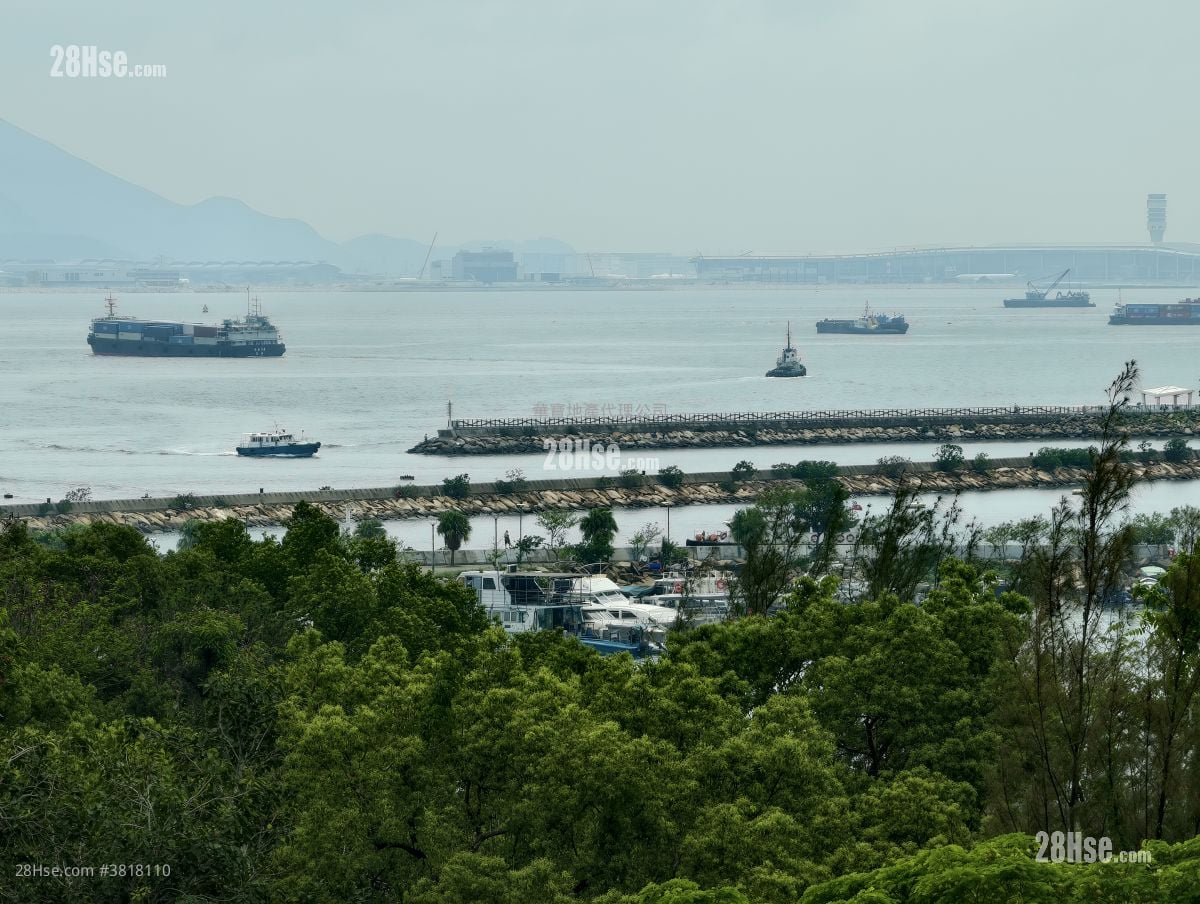 翠峰小築 售盤 2 房 , 1 浴室 825 平方呎