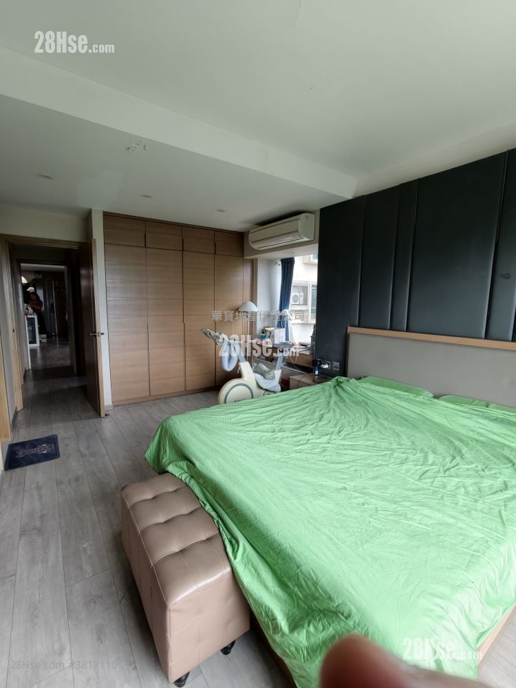 翠峰小築 售盤 2 房 , 1 浴室 825 平方呎