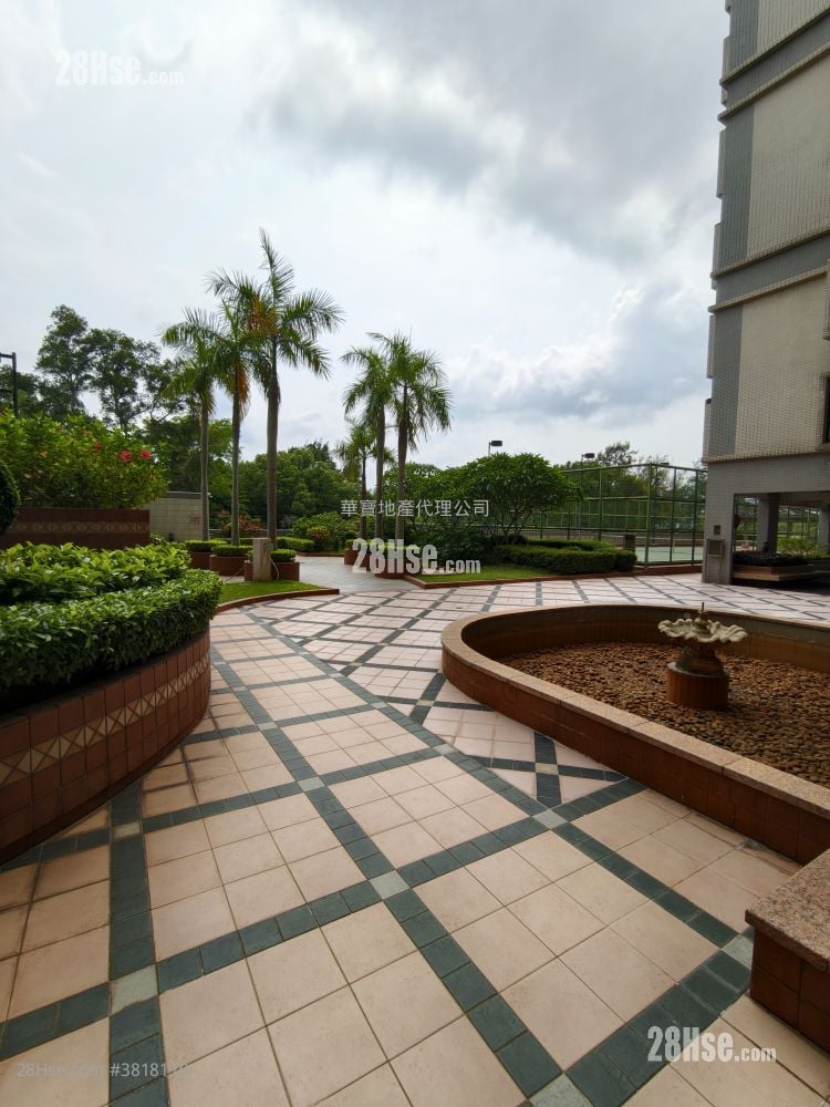 翠峰小築 售盤 2 房 , 1 浴室 825 平方呎