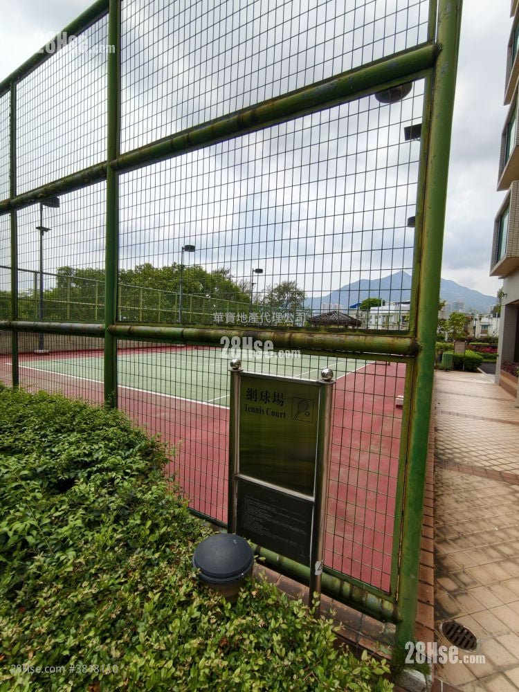 翠峰小築 售盤 2 房 , 1 浴室 825 平方呎