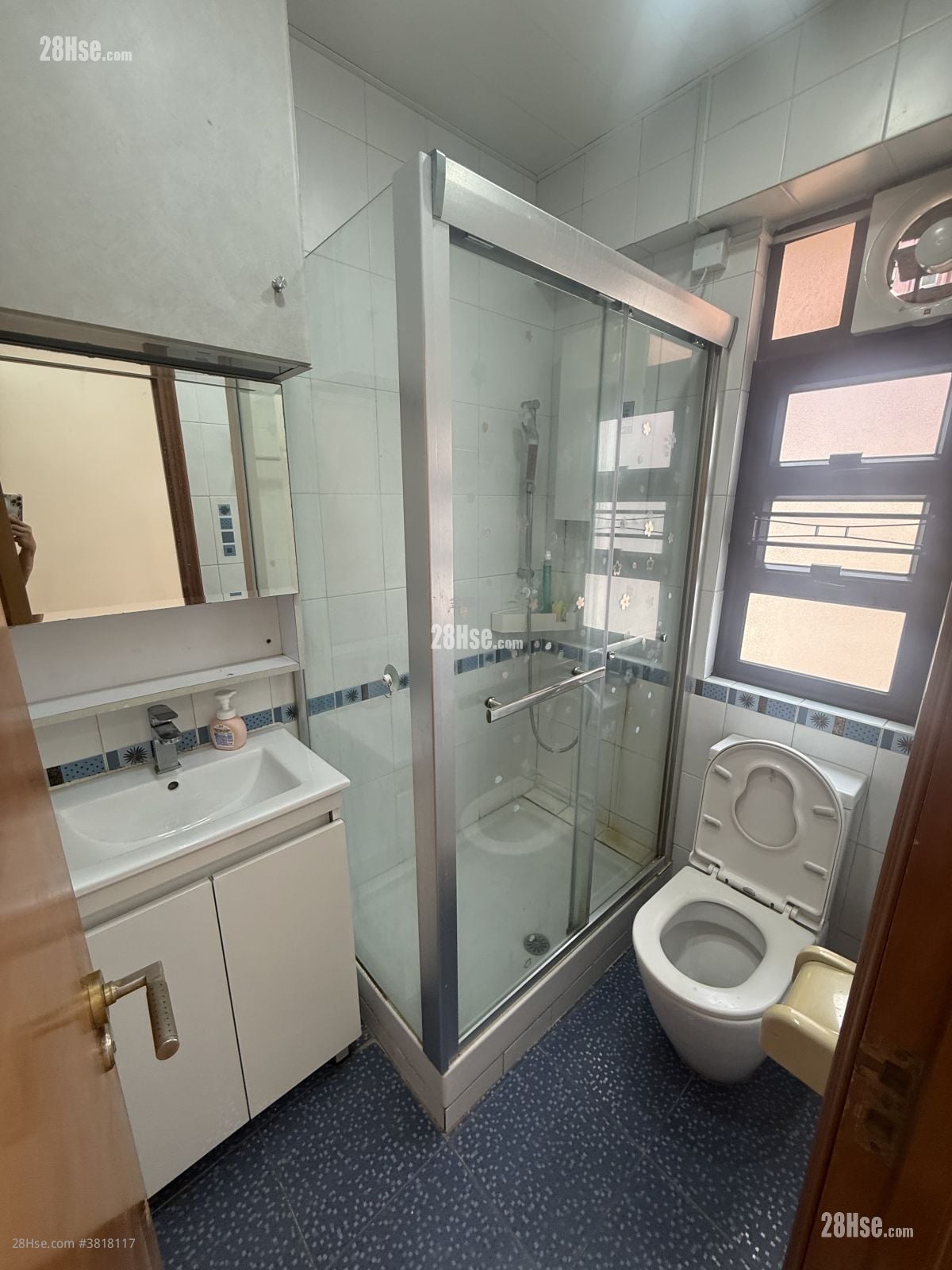 富裕大廈 租盤 2 房 , 1 浴室 433 平方呎