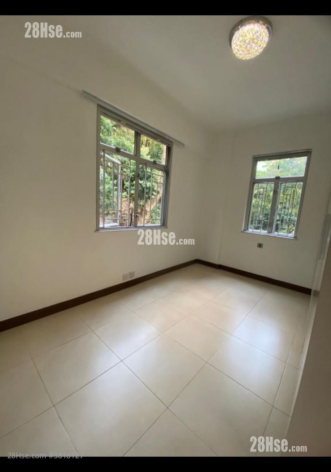 Lung Man Building Rental 2 Bedrooms , 2 Bathrooms 651 ft²