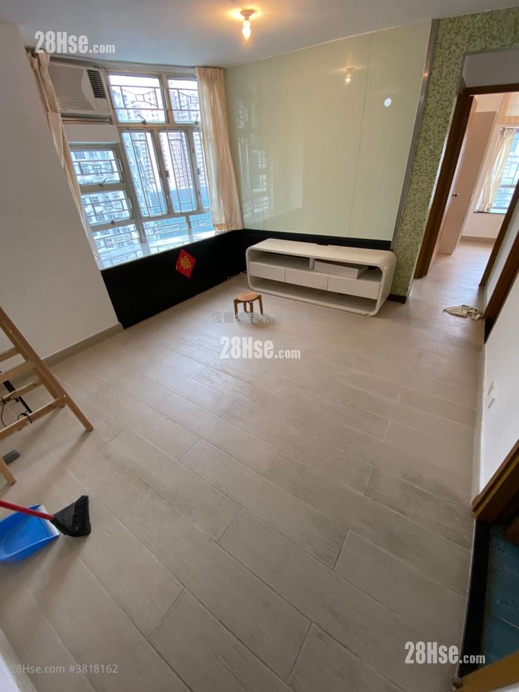 New Jade Garden Rental 2 Bedrooms , 1 Bathroom 449 ft²