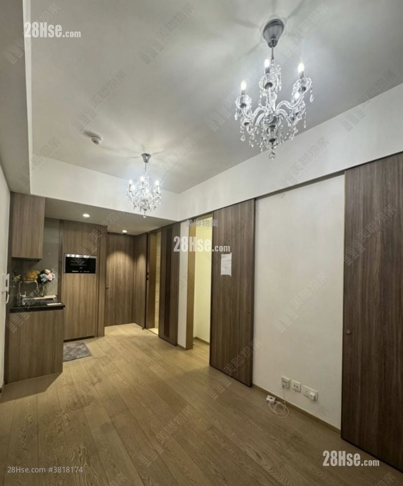 The Met. Acappella Rental 399 ft²