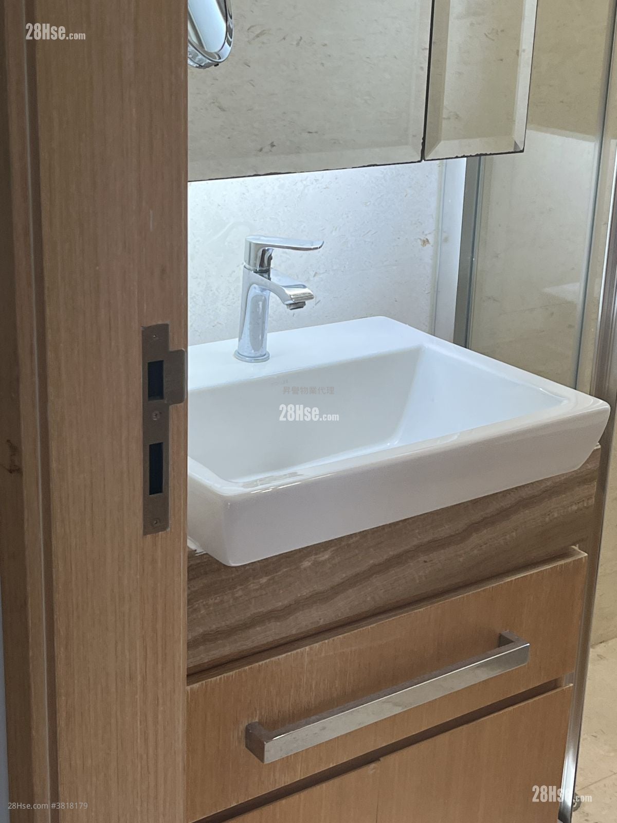 Star Ruby Rental 1 Bedroom , 1 Bathroom 410 ft²