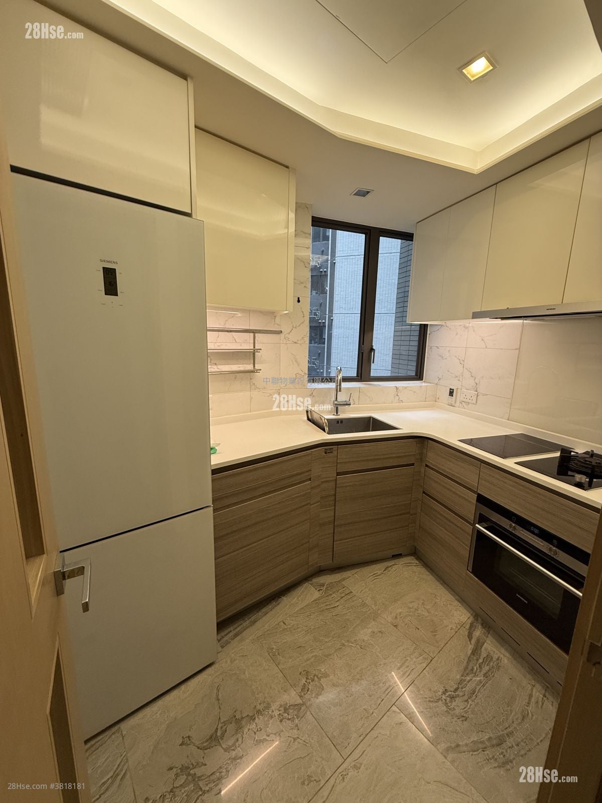 玖瓏山 售盤 2 房 , 2 浴室 692 平方呎