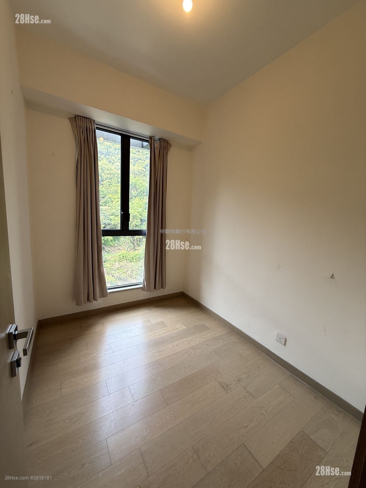 玖瓏山 售盤 2 房 , 2 浴室 692 平方呎