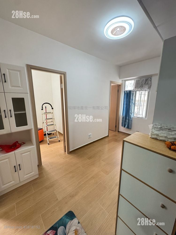 時興大廈 租盤 3 房 , 1 浴室 333 平方呎