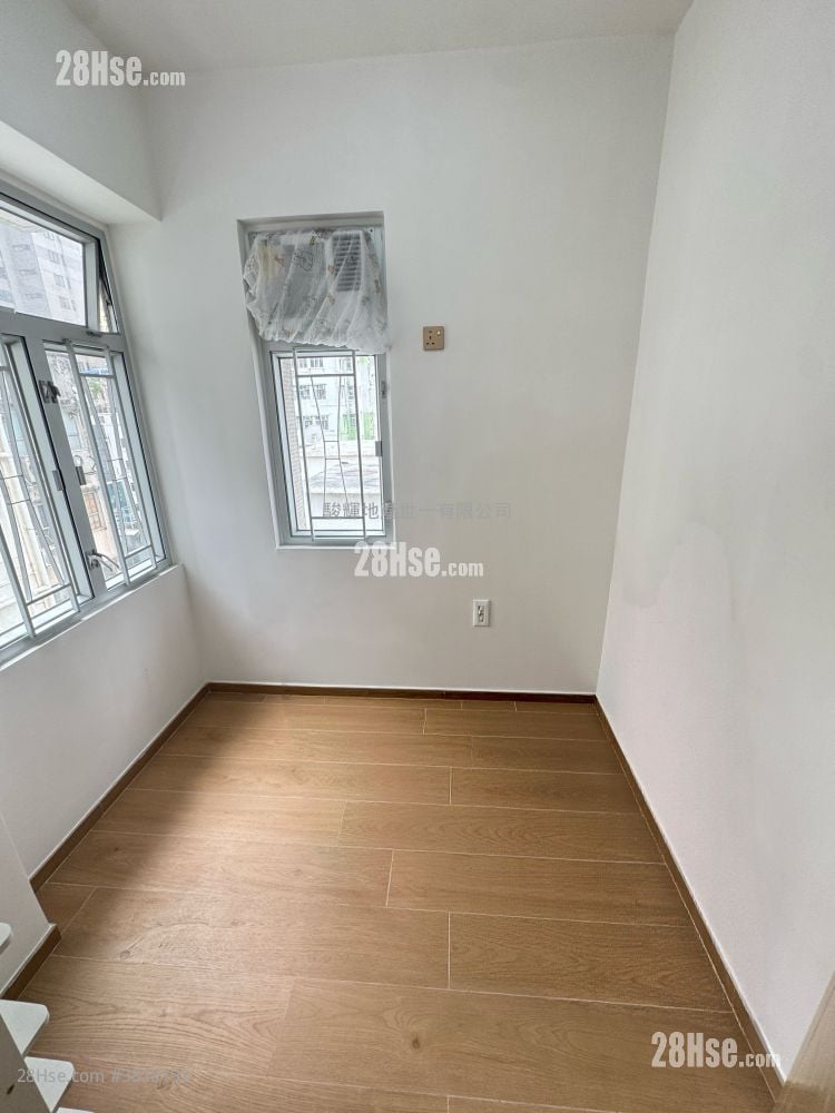 時興大廈 租盤 3 房 , 1 浴室 333 平方呎