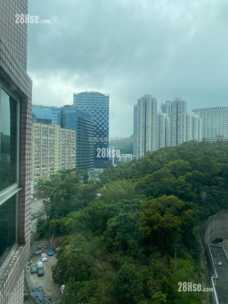 愉景新城 售盤 3 房 682 平方呎