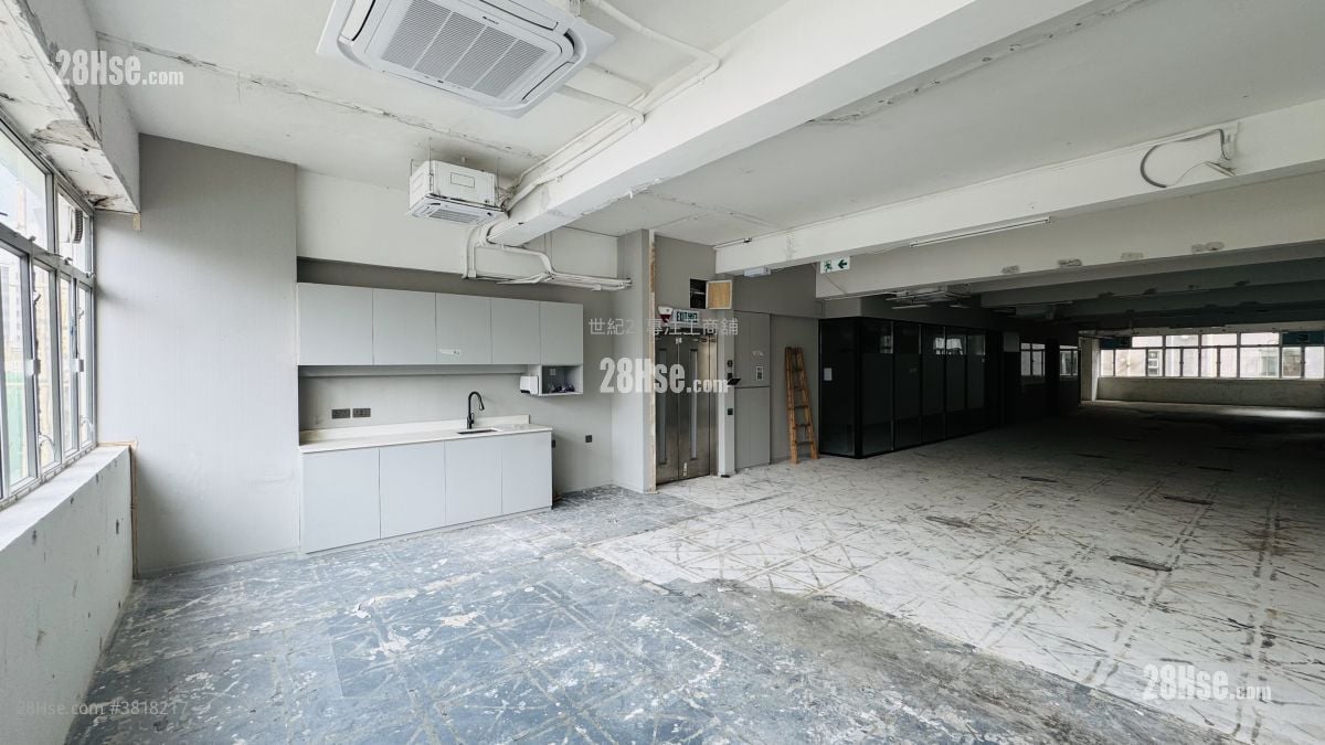 環亞中心 租盤 1 房 , 2 廁所 2,000 平方呎