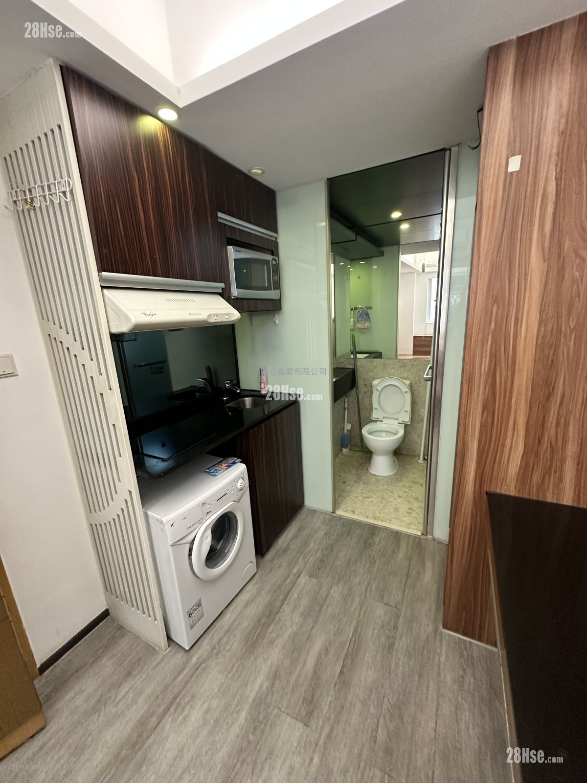 海外大廈 租盤 開放式間隔 , 1 浴室 130 平方呎