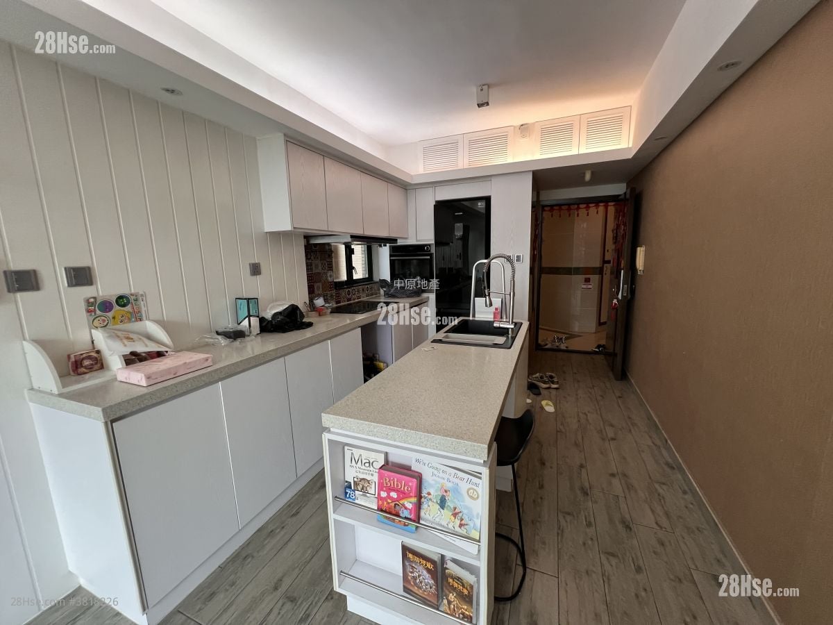 kitchen: Parkview Court Sell 2 Bedrooms 478 ft²