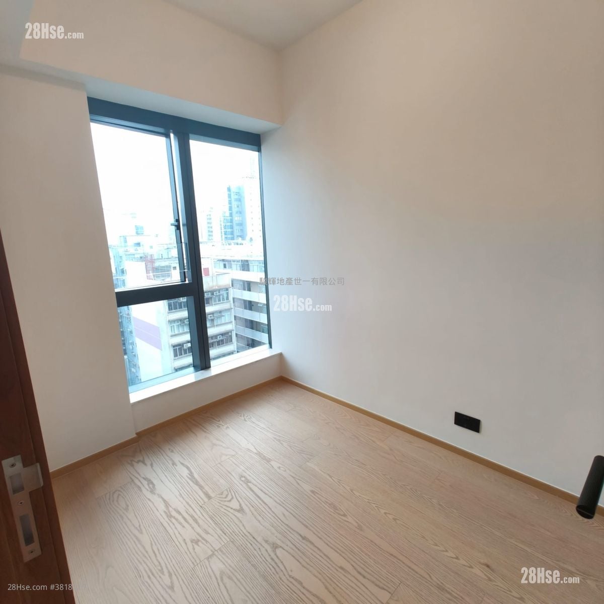 Topside Residence Rental 1 Bedroom , 1 Bathroom 270 ft²