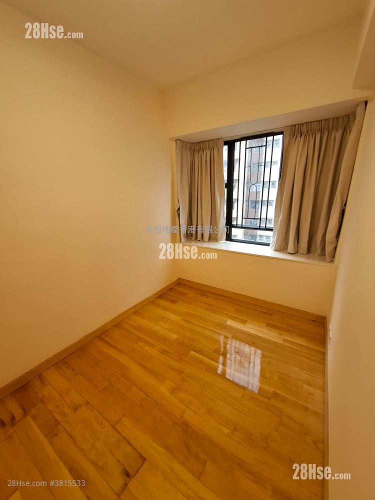 Roca Centre Rental 3 Bedrooms , 1 Bathroom