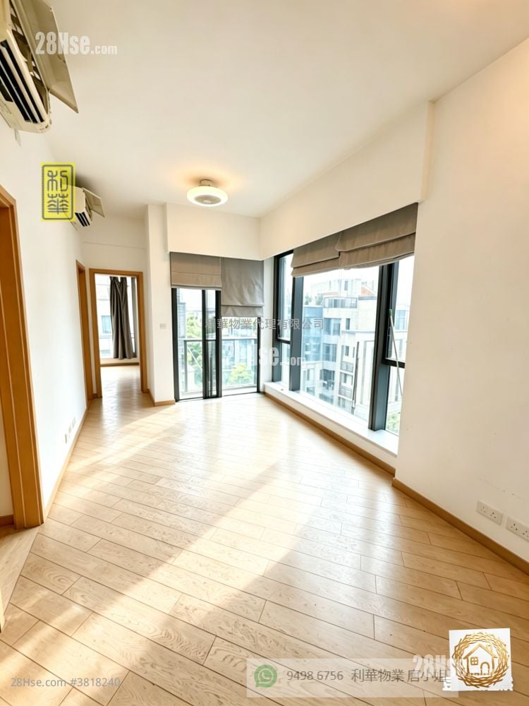 Riva Rental 3 Bedrooms , 2 Bathrooms 649 ft²