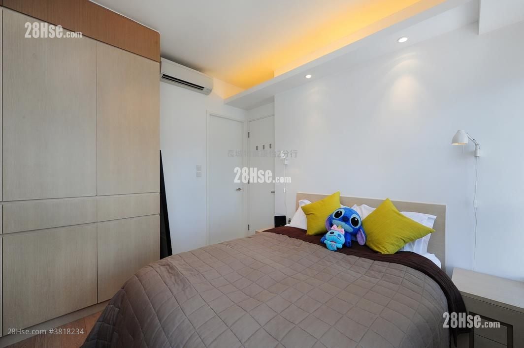 The Orchards Sell 2 Bedrooms , 2 Bathrooms 752 ft²