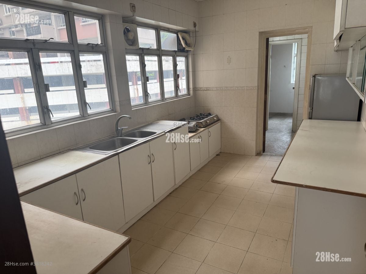 世界花園 售盤 4 房 , 4 浴室 2,217 平方呎