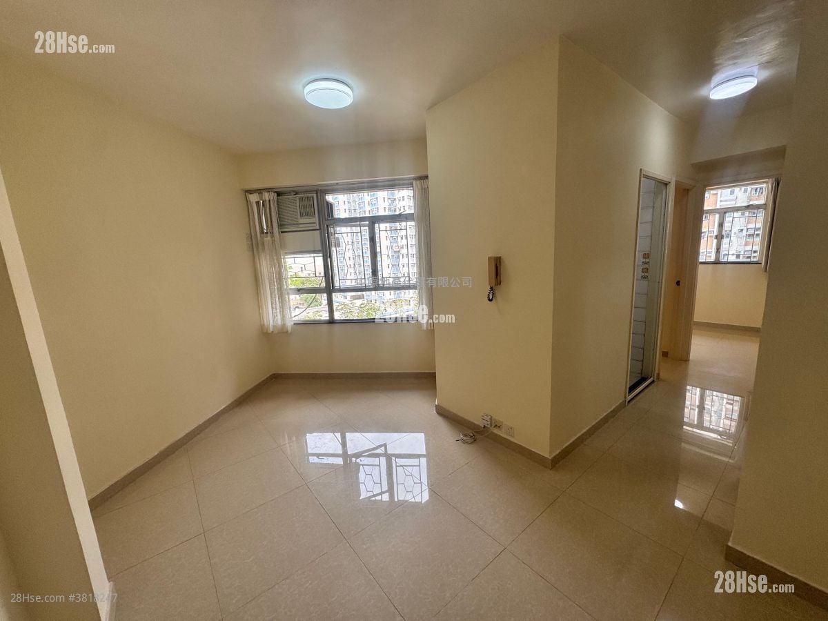 八號花園 售盤 2 房 438 平方呎