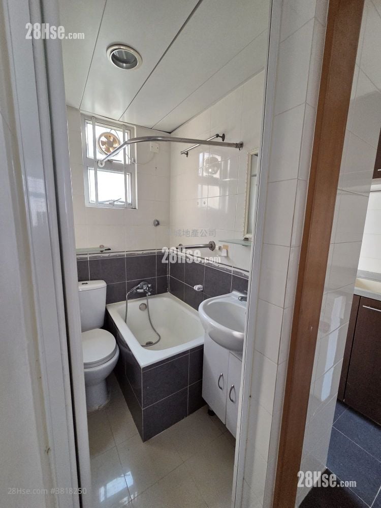 Shun Pong Building Rental 2 Bedrooms , 1 Bathroom 237 ft²