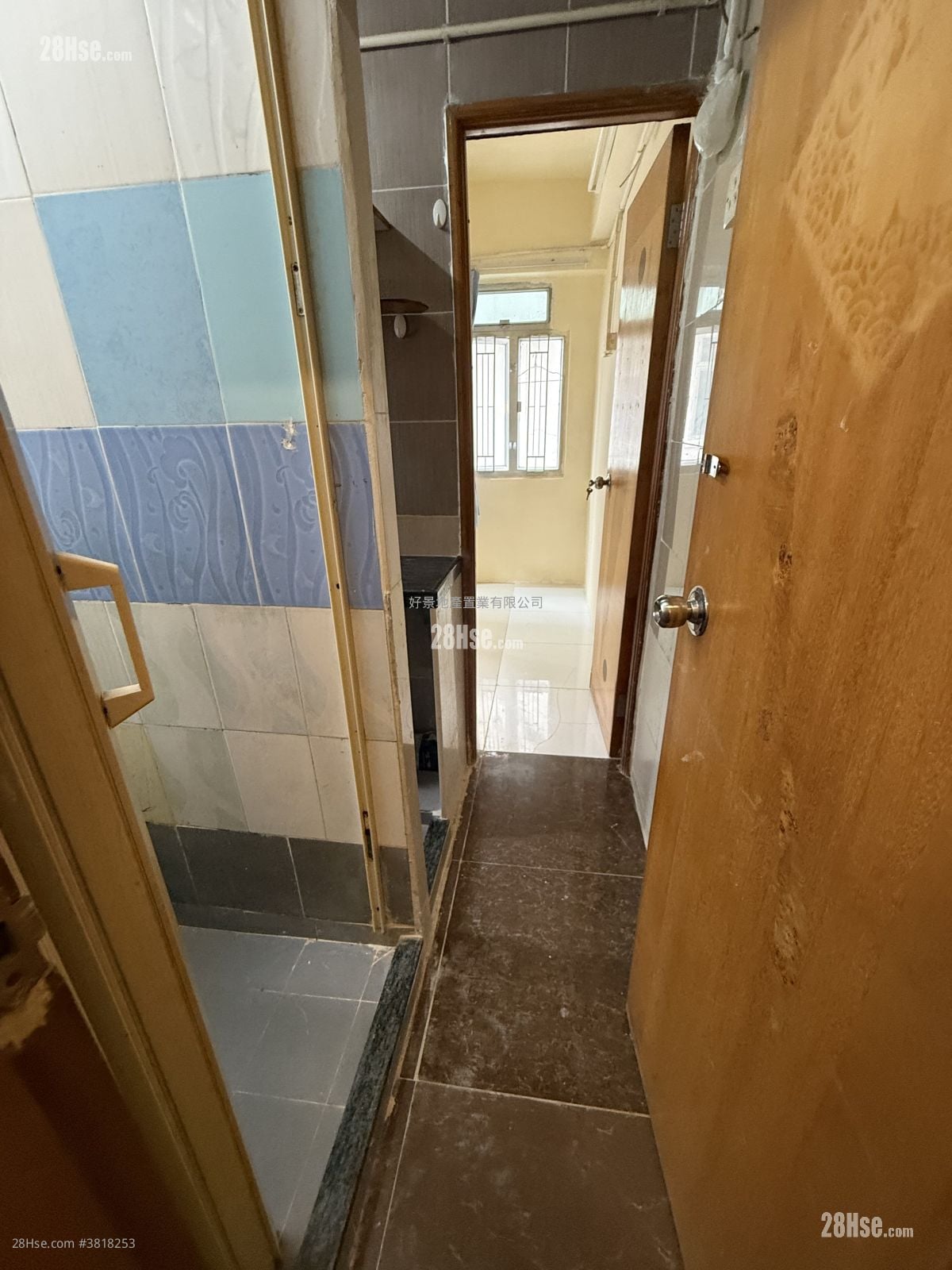 单幢楼房 租盘 110 平方尺