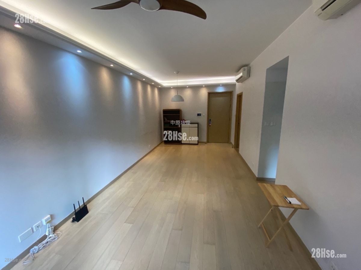 Dragons Range Sell 3 Bedrooms , 2 Bathrooms 944 ft²