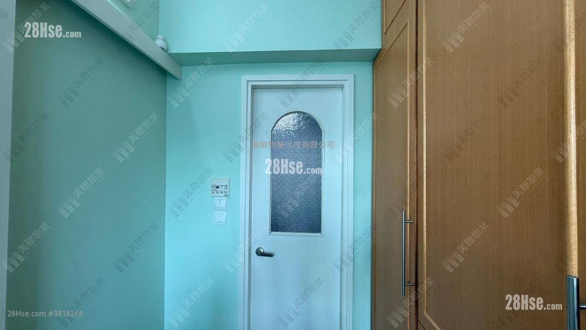 La Splendeur Of Le Prestige Sell 3 Bedrooms , 2 Bathrooms 731 ft²