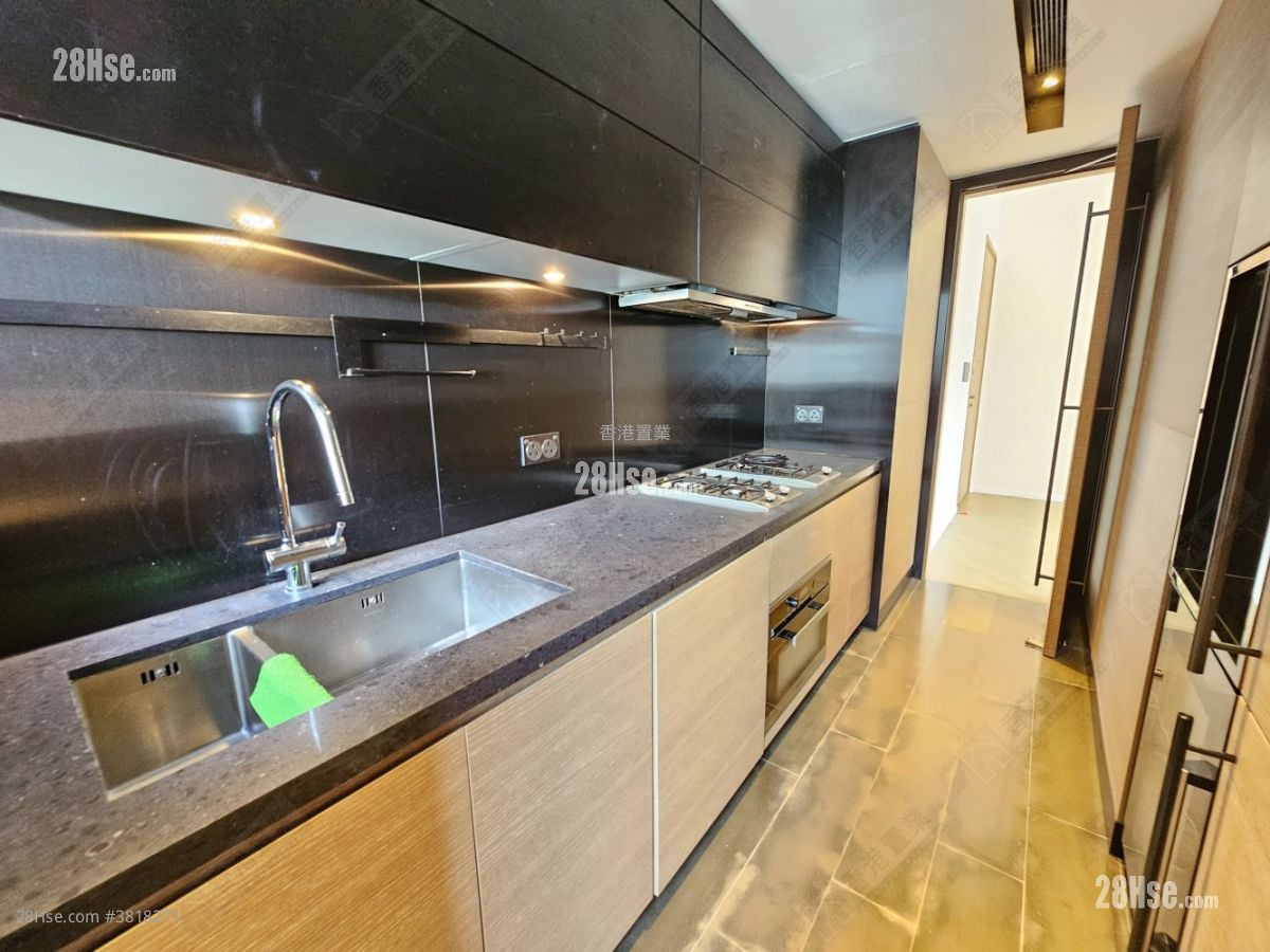 柏傲山 租盤 2 房 , 3 浴室 735 平方呎