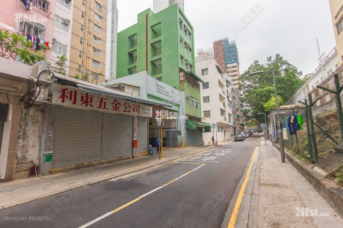 Wah Lee Building Sell 3 Bedrooms , 1 Bathroom 401 ft²