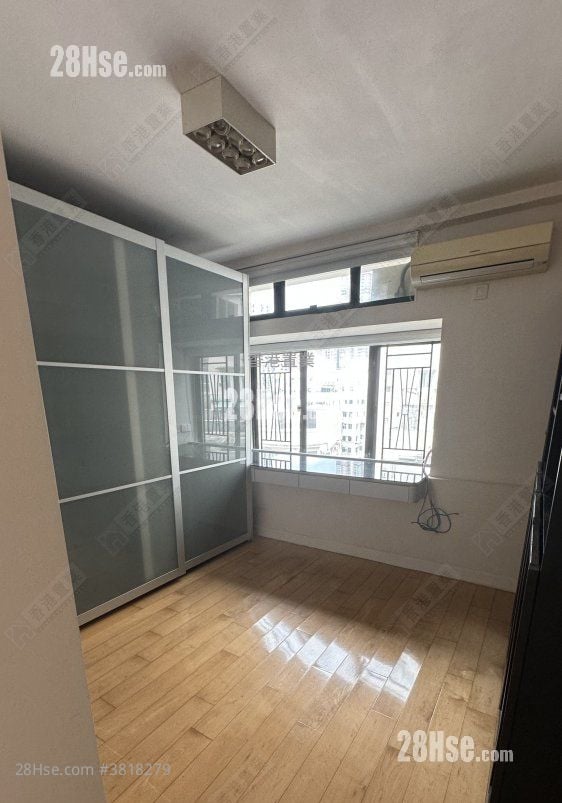 Glory Heights Sell 3 Bedrooms , 3 Bathrooms 1,093 ft²