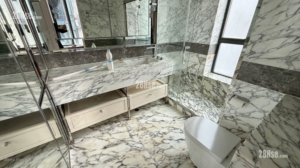 瑆华 售盘 2 房 , 2 浴室 612 平方尺