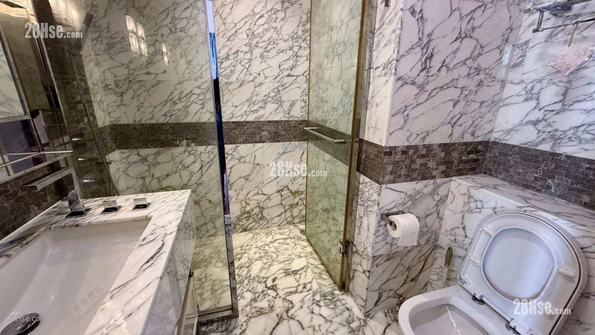 瑆华 售盘 2 房 , 2 浴室 612 平方尺