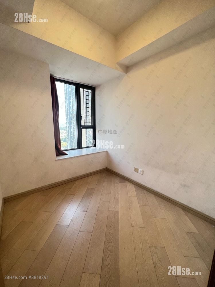 溱柏 售盤 2 房 532 平方呎